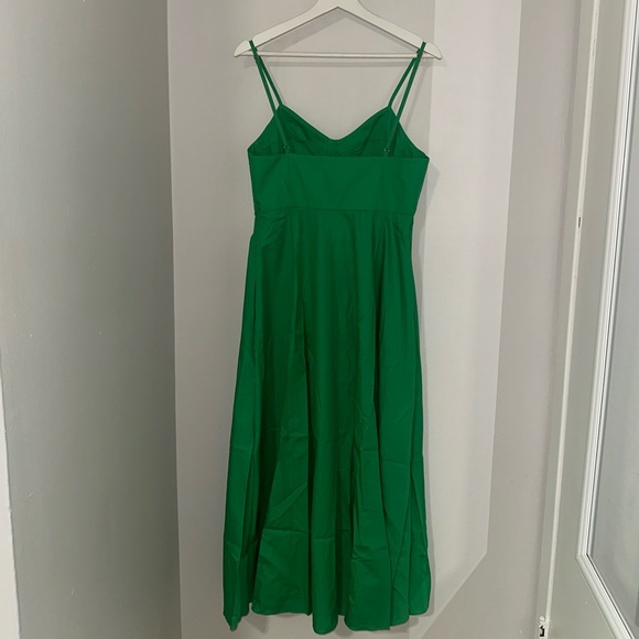 Zara - Vibrant Green Maxi Poplin Dress with Structured Corset Top and Pockets - Picture 13 of 15